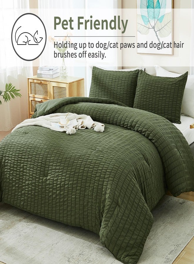 AveLom Dark Olive Green Seersucker King Comforter Set (104x90 inches), 3 Pieces-100% Soft Washed Microfiber Lightweight Comforter with 2 Pillowcases, All Season Down Alternative Bedding Set - Image 3